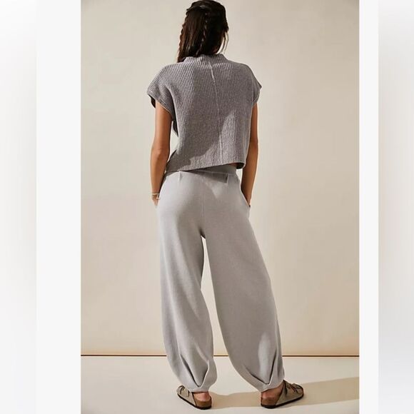Free People Freya Knit Sweater Set Top and Pleated Leg Pants Pockets Large - Picture 3 of 7